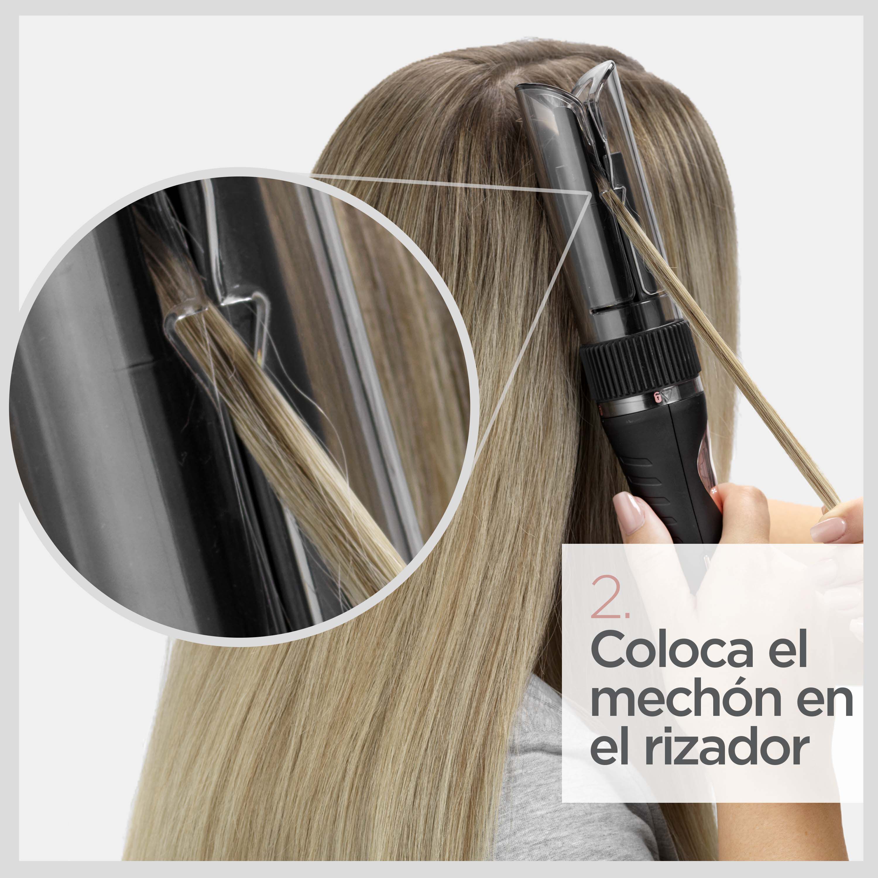 2. Coloca el mech&oacute;n en el rizador